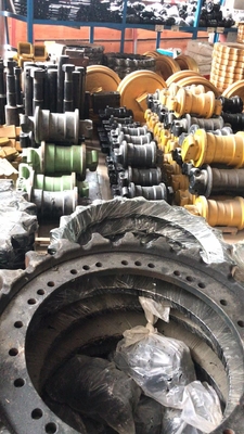 Excavator Undercarriage Parts Top Roller Idler Sprocket Bottom Roller for KATO HD820 PC200